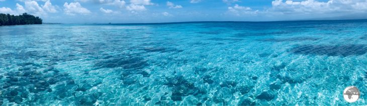 Gin-coloured waters at Fatboys Resort, Gizo.