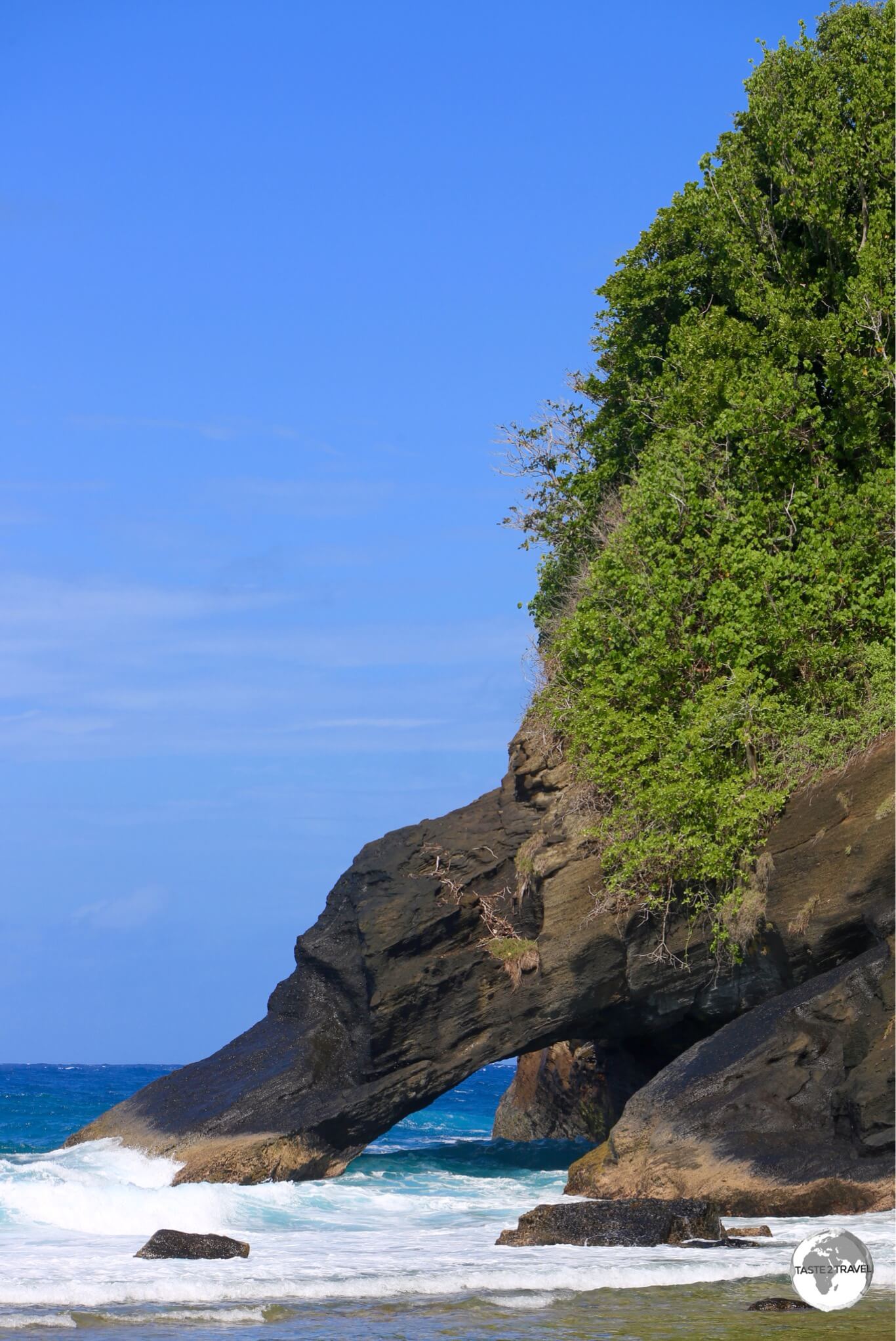 The dramatic coastline on Aunu'u Island. 