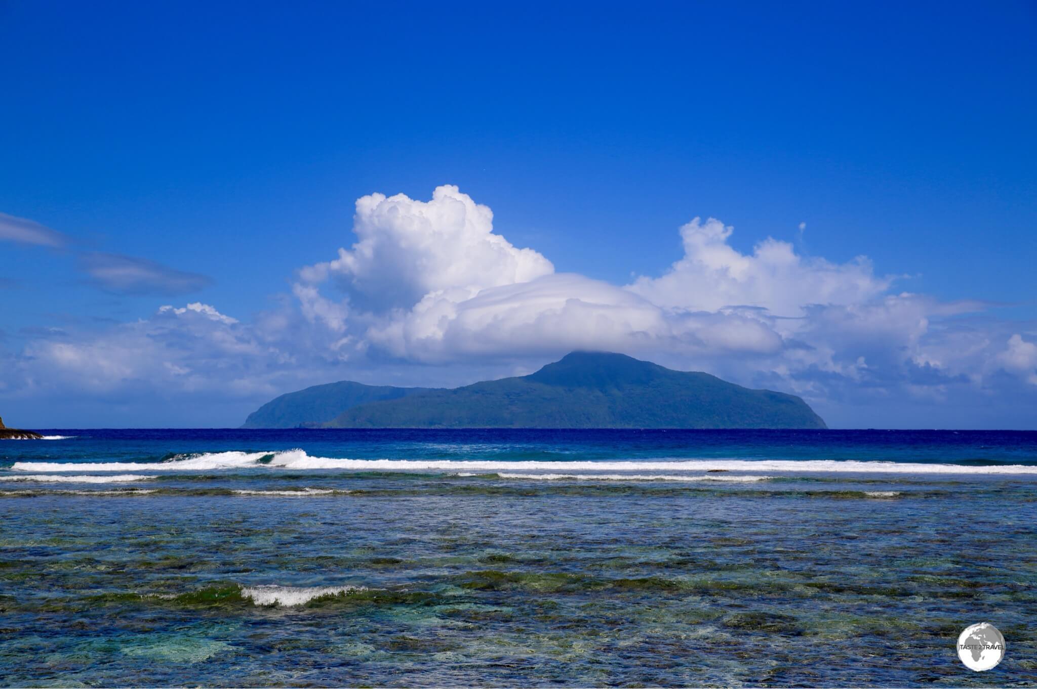 The islands of Ofu and Olosega, as seen from the island of Ta'u.