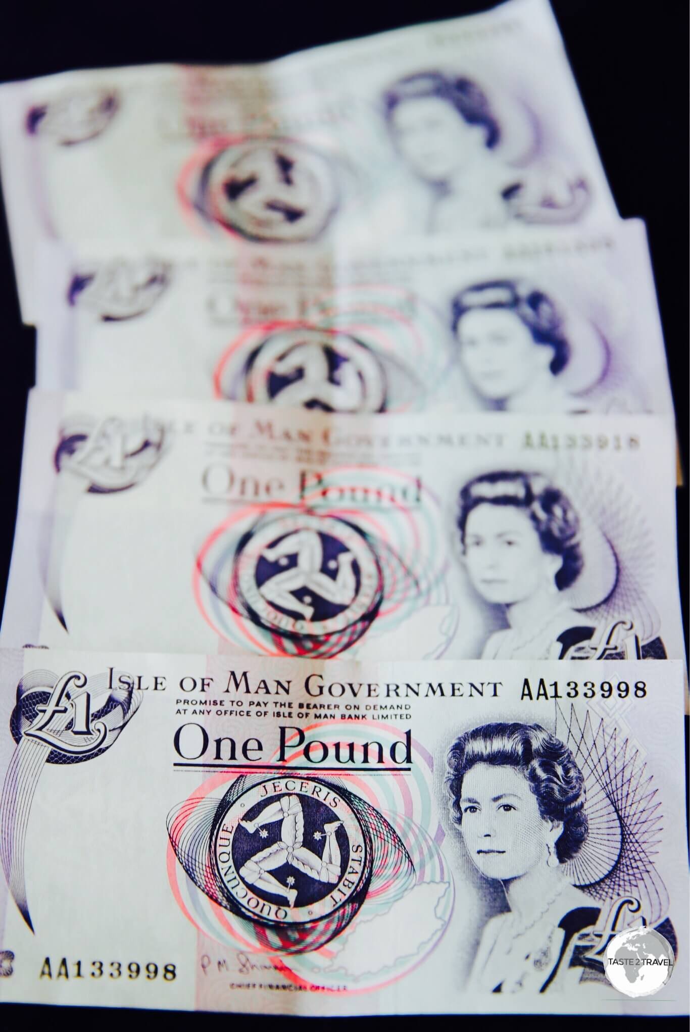 Unlike the mainland, the Crown Dependencies still use £1 notes. 