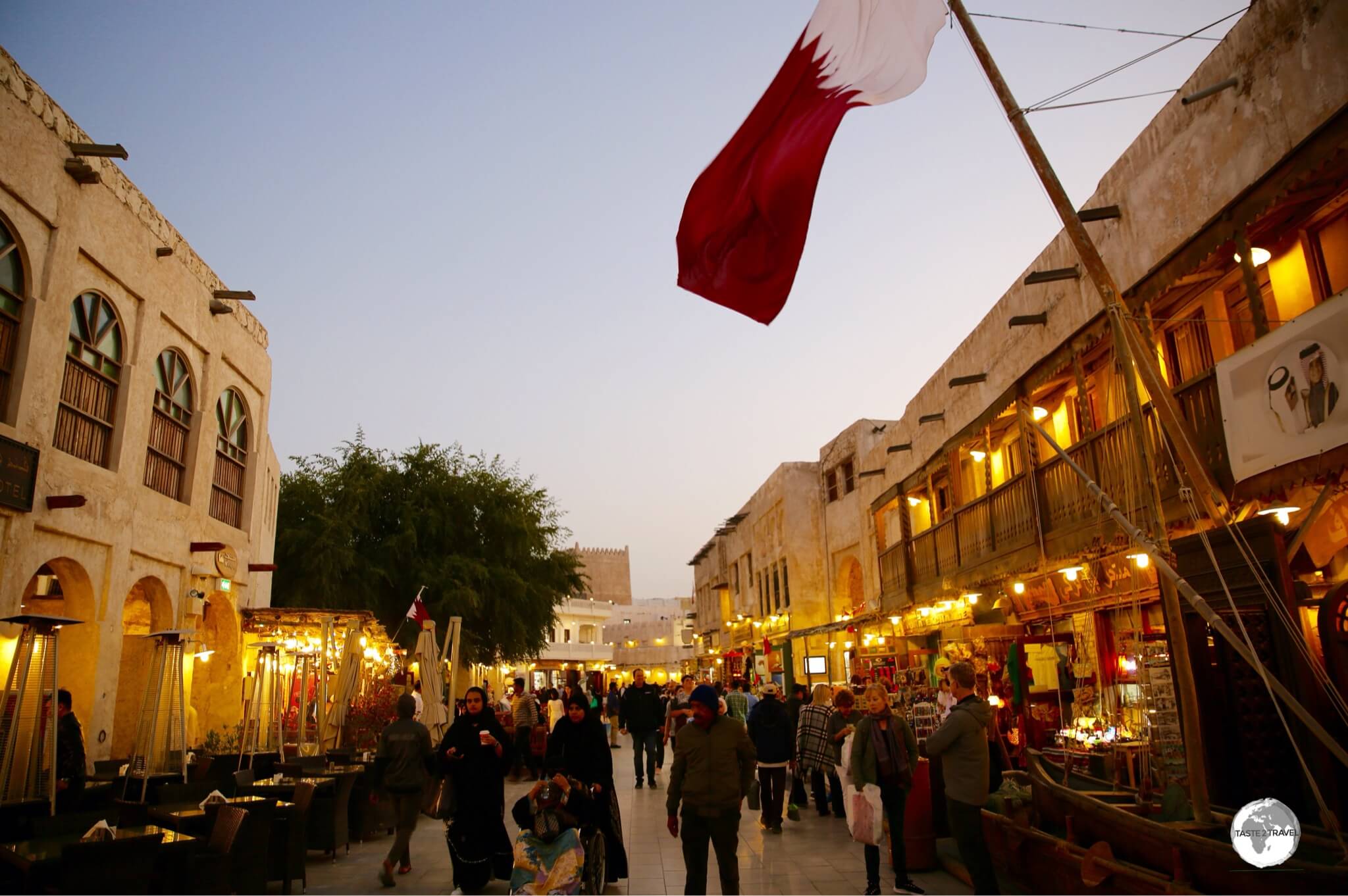 The bustling alleyways of Soul Waqif, which offers a large array of dining options. 