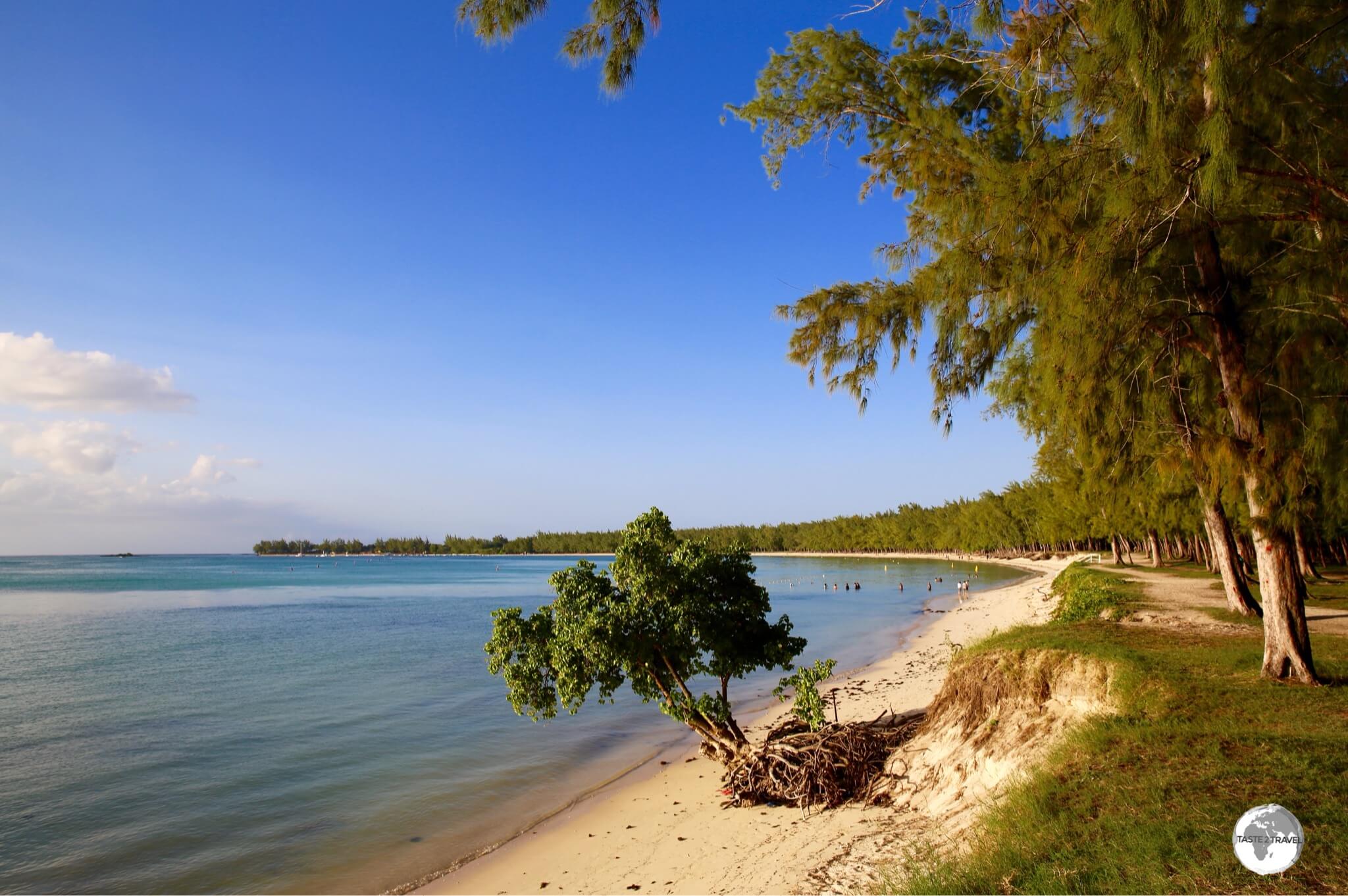 Lined with Casuarinas trees, Mont Choisy is the longest beach in the north of Mauritius. 