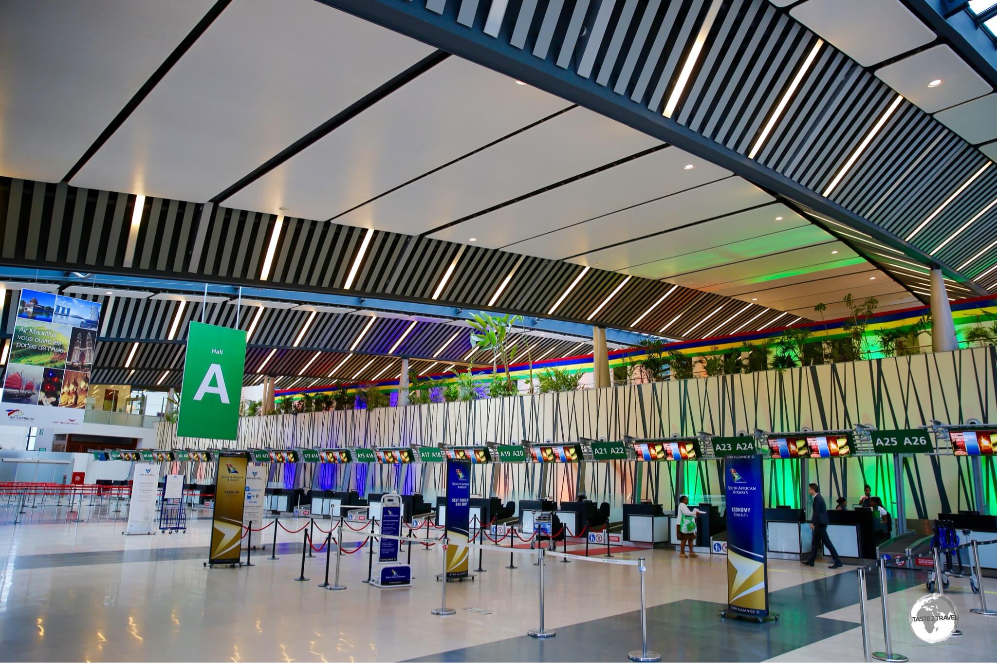 Mauritius Travel Guide: The departure hall of Sir Seewoosagur Ramgoolam International Airport. 