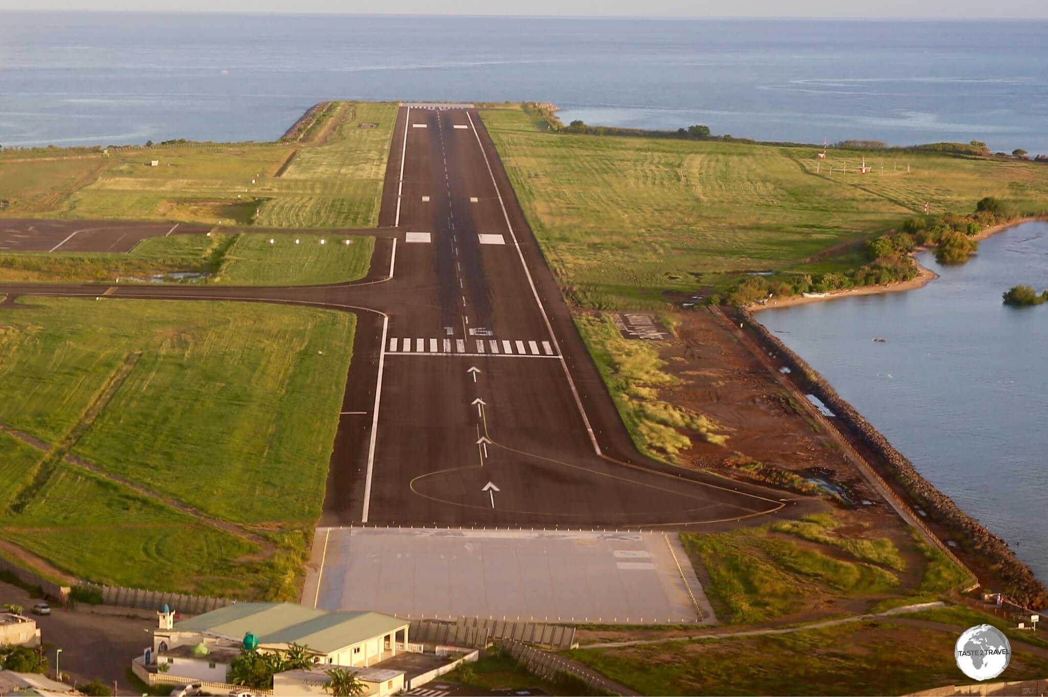 On approach to Dzaoudzi–Pamandzi International Airport. 