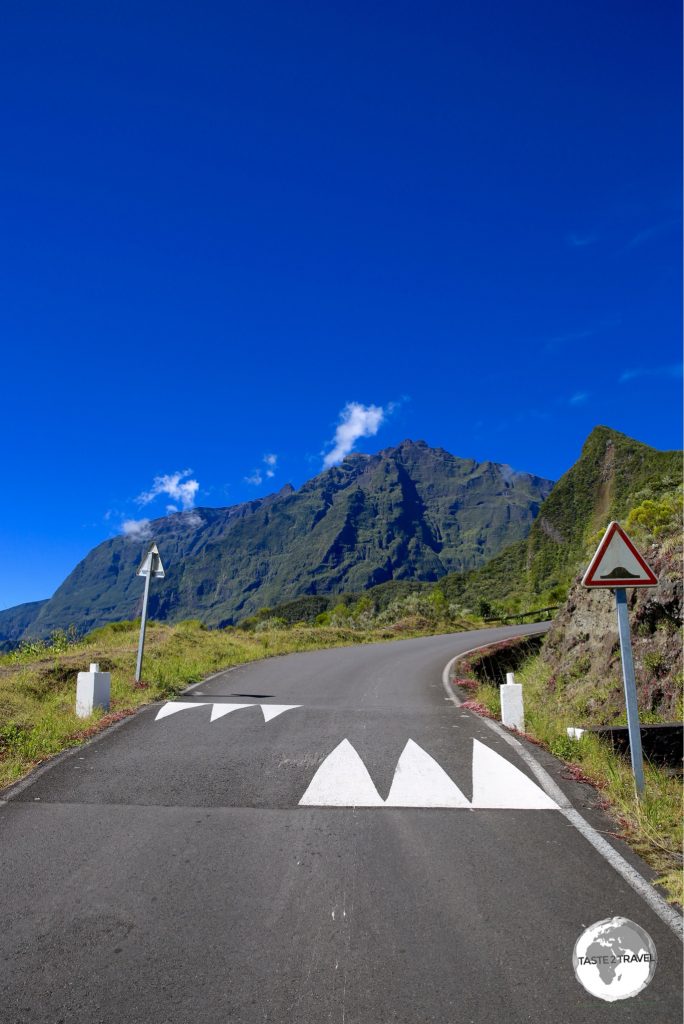 While there are no roads inside the Cirque de Mafate, a back road from the Cirque de Salazie does allow partial entry by car.