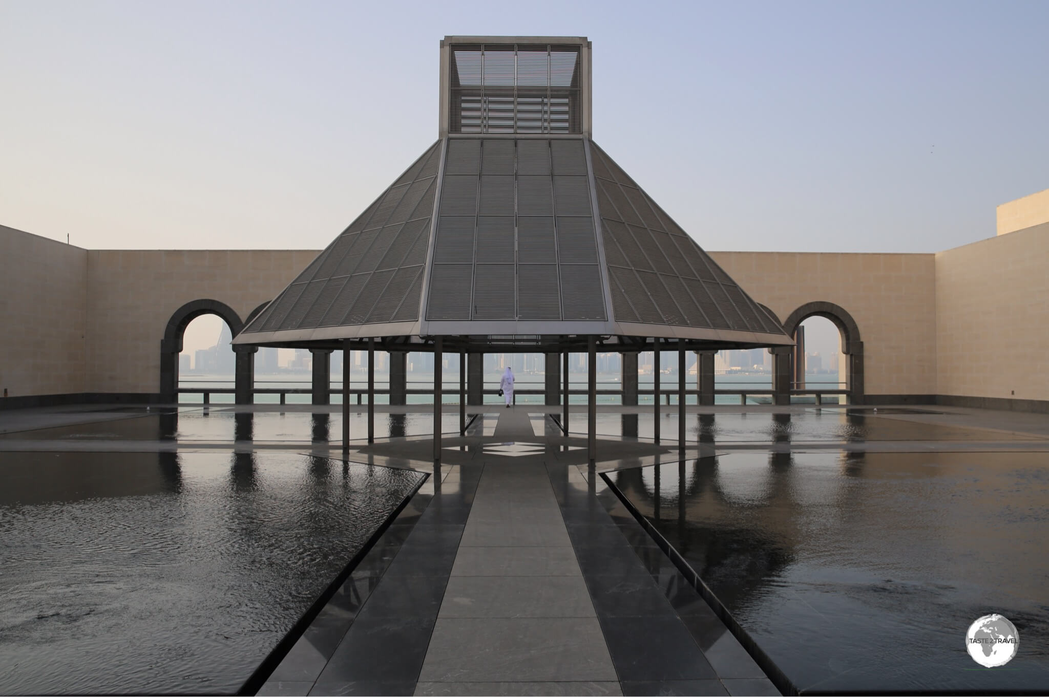 The exterior courtyard of the MIA includes arches and water features, both of which are central to Islamic design.