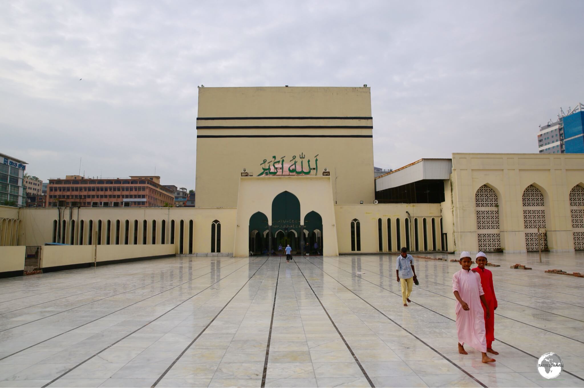 Baitul Mukarram's large cube shape was modelled after the Ka'abah at Mecca.