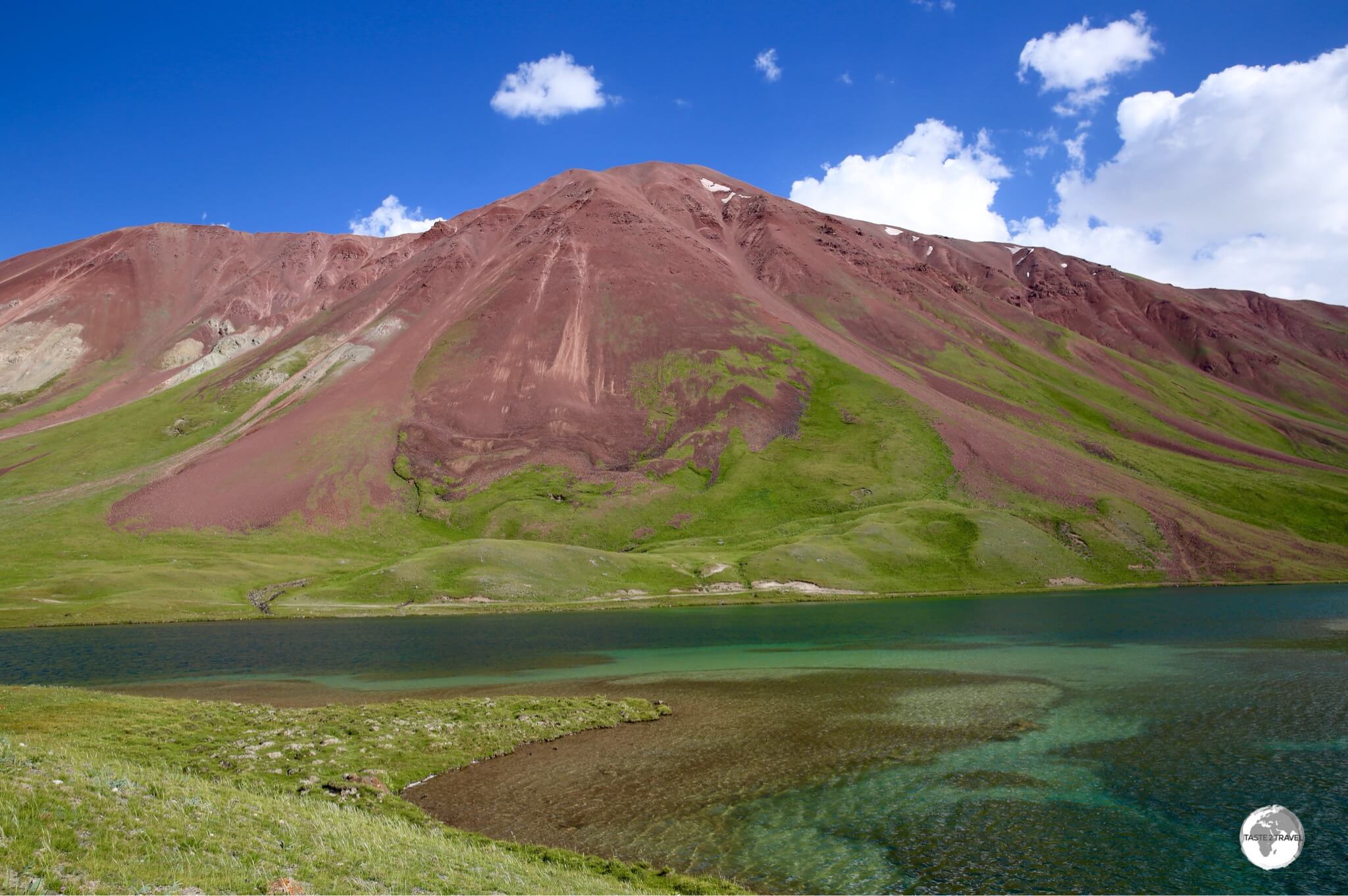 Located at 3,500 m (11,500 ft), the high-altitude Tulpar-Kul mountain lake is located in Chon-Alay mountain range, near to the border of Tajikistan. 