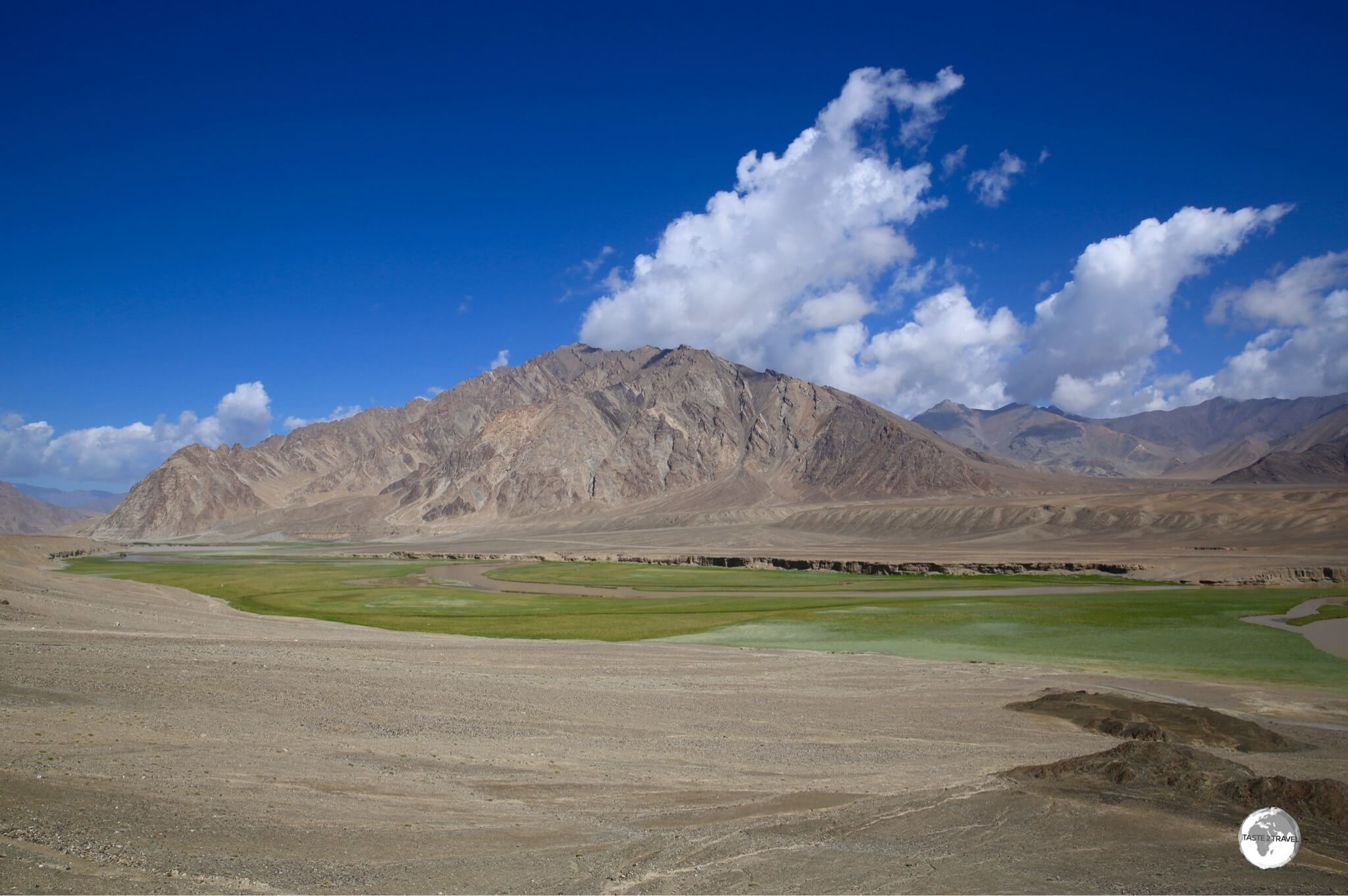 A view from the Pamir highway near the village of Alichur. 