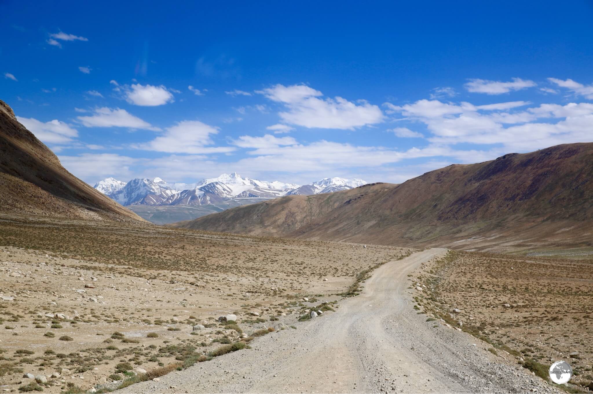 On the very remote and lonely road south to the Khargush pass (4,344m / 14,251ft).