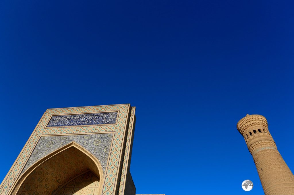 The main entrance and minaret at the Kalyan mosque in Bukhara.