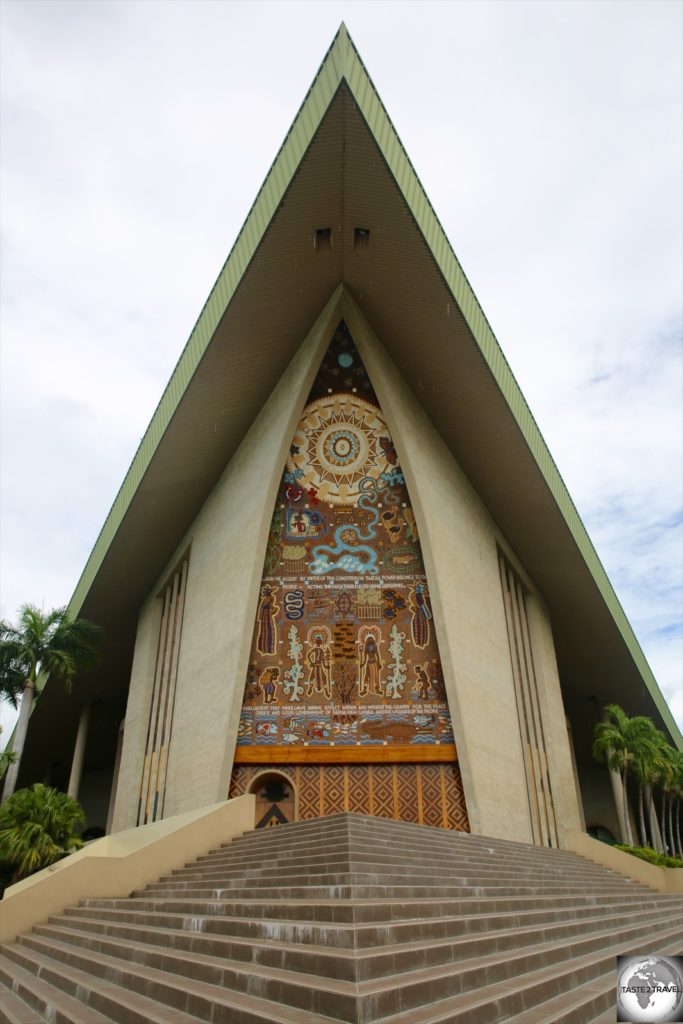 The National Parliament House was designed to resemble a Sepik-style ‘haus tambaran’.