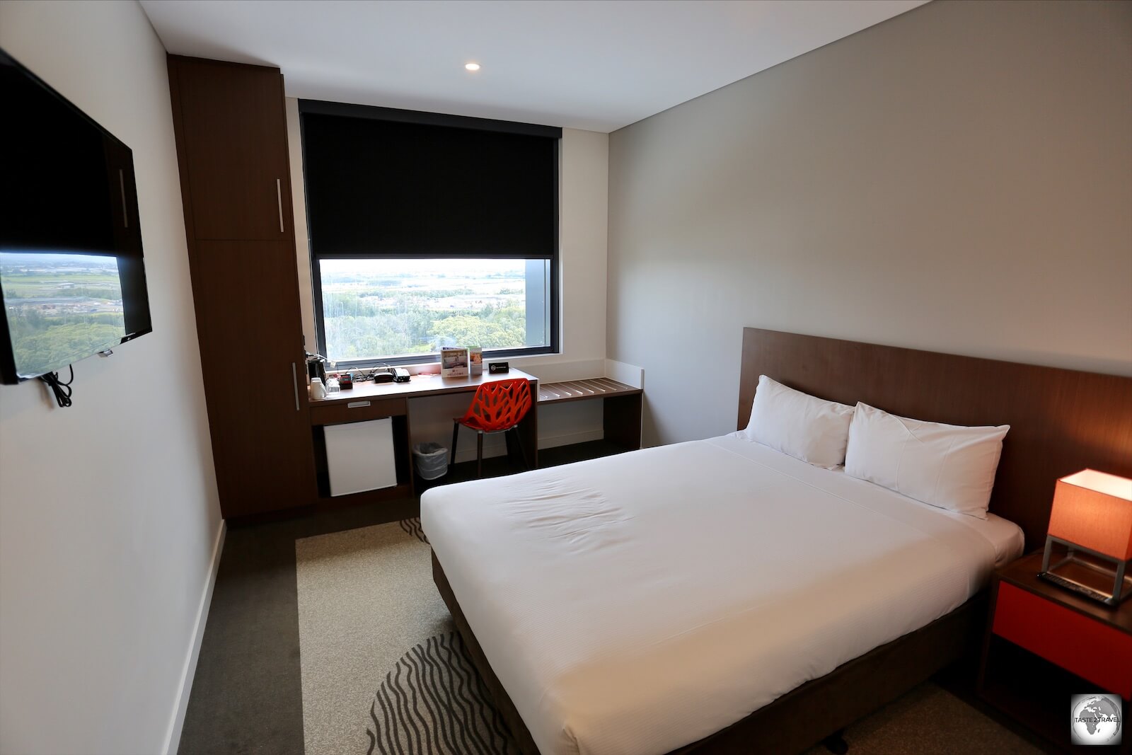 The Brisbane Airport Ibis hotel offers great rates and an unbeatable location directly opposite the international terminal, a short walk from your Nauru Airlines flight.