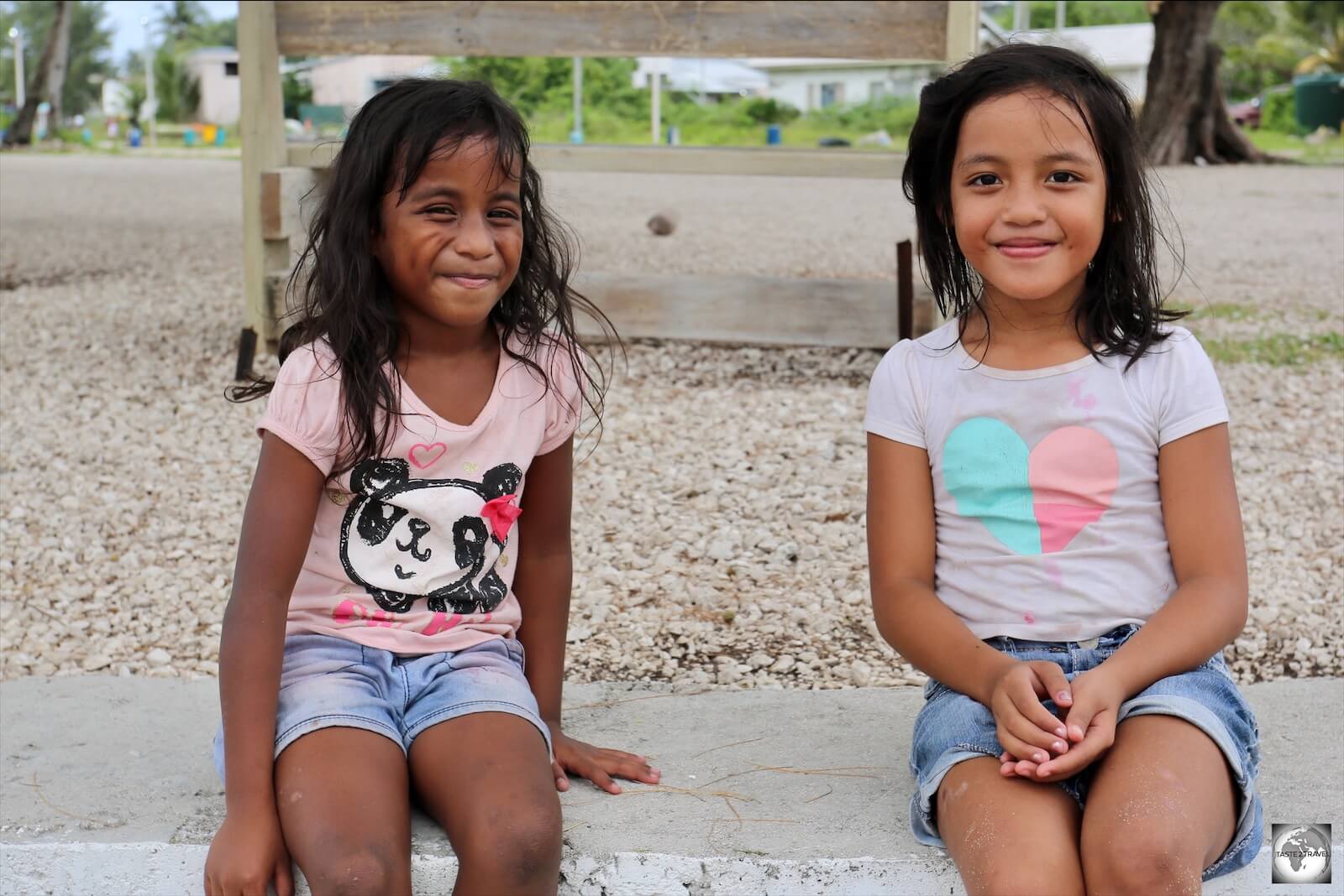 Young girls on Nauru.