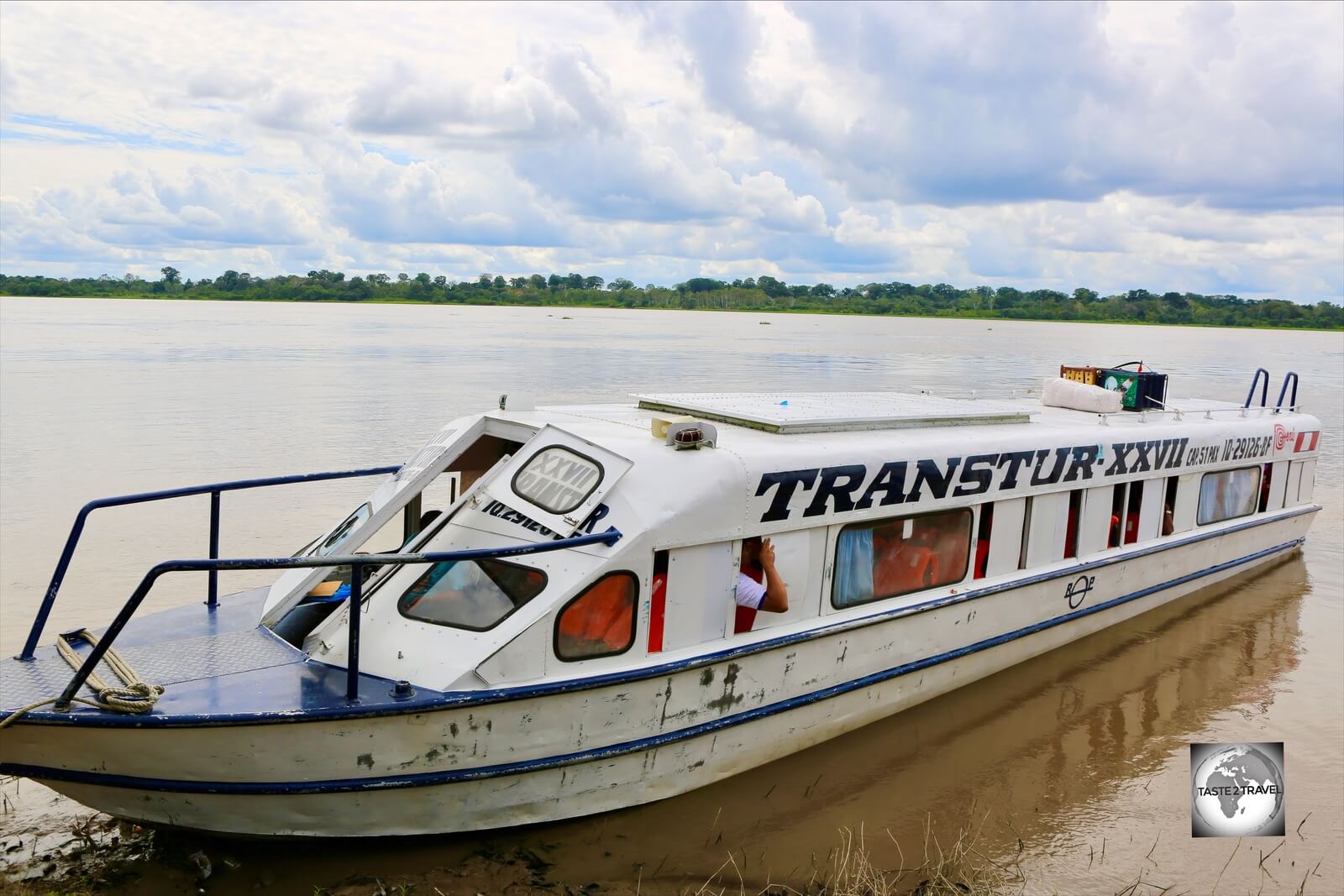 Transtur connect Iquitos (Peru) to Leticia (Colombia). 