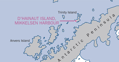 D'Hainaut Island location map.