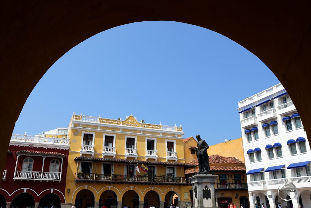 A statue of the founder of Cartagena, Pedro de Heredia, lies in the middle of Plaza de los Coches, a centrepiece of the old city.