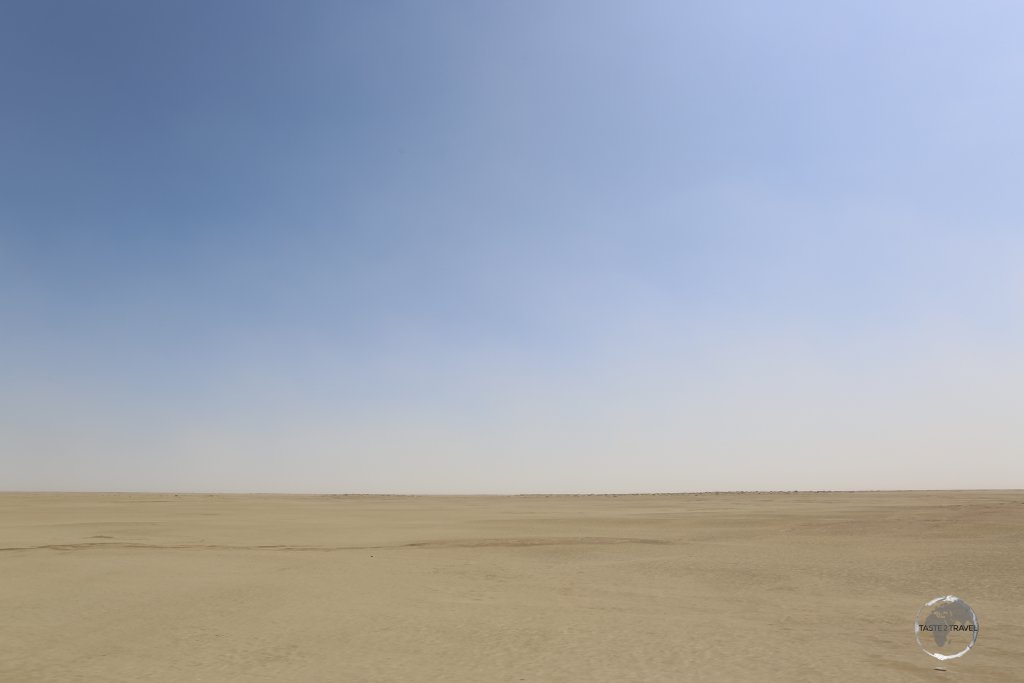 The Sechura Desert is a coastal desert located south of the Piura Region of Peru along the Pacific Ocean coast and inland to the foothills of the Andes Mountains.