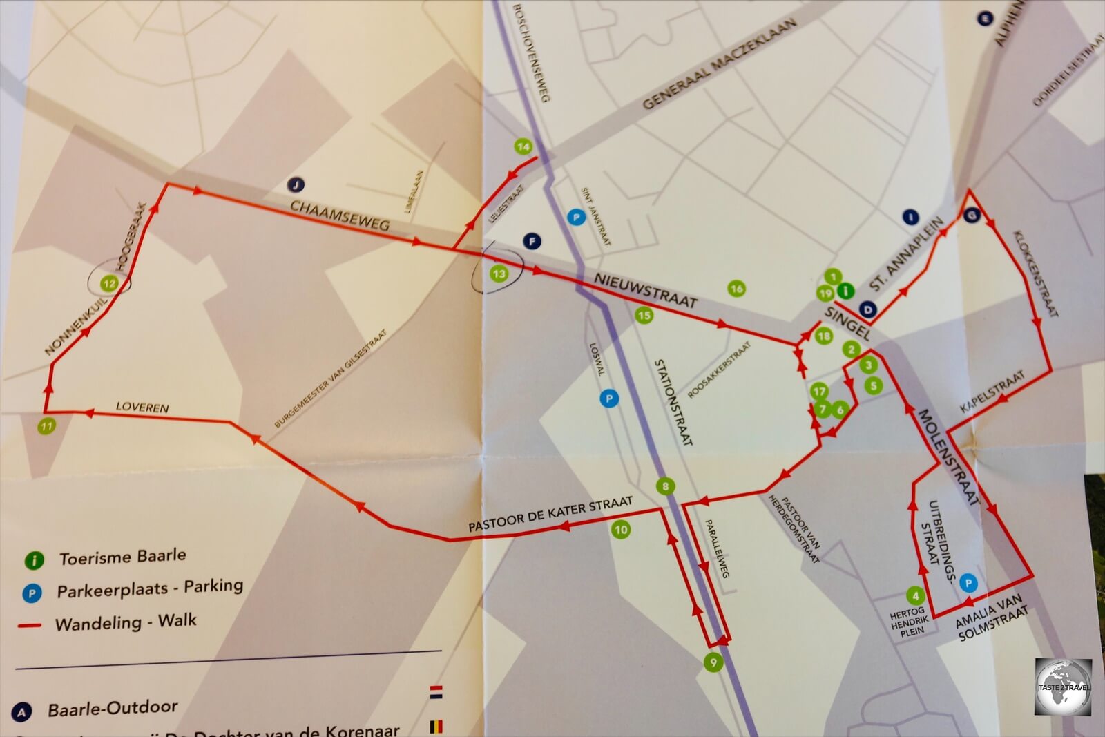 Walking tour map supplied by the Baarle Tourist Information centre.