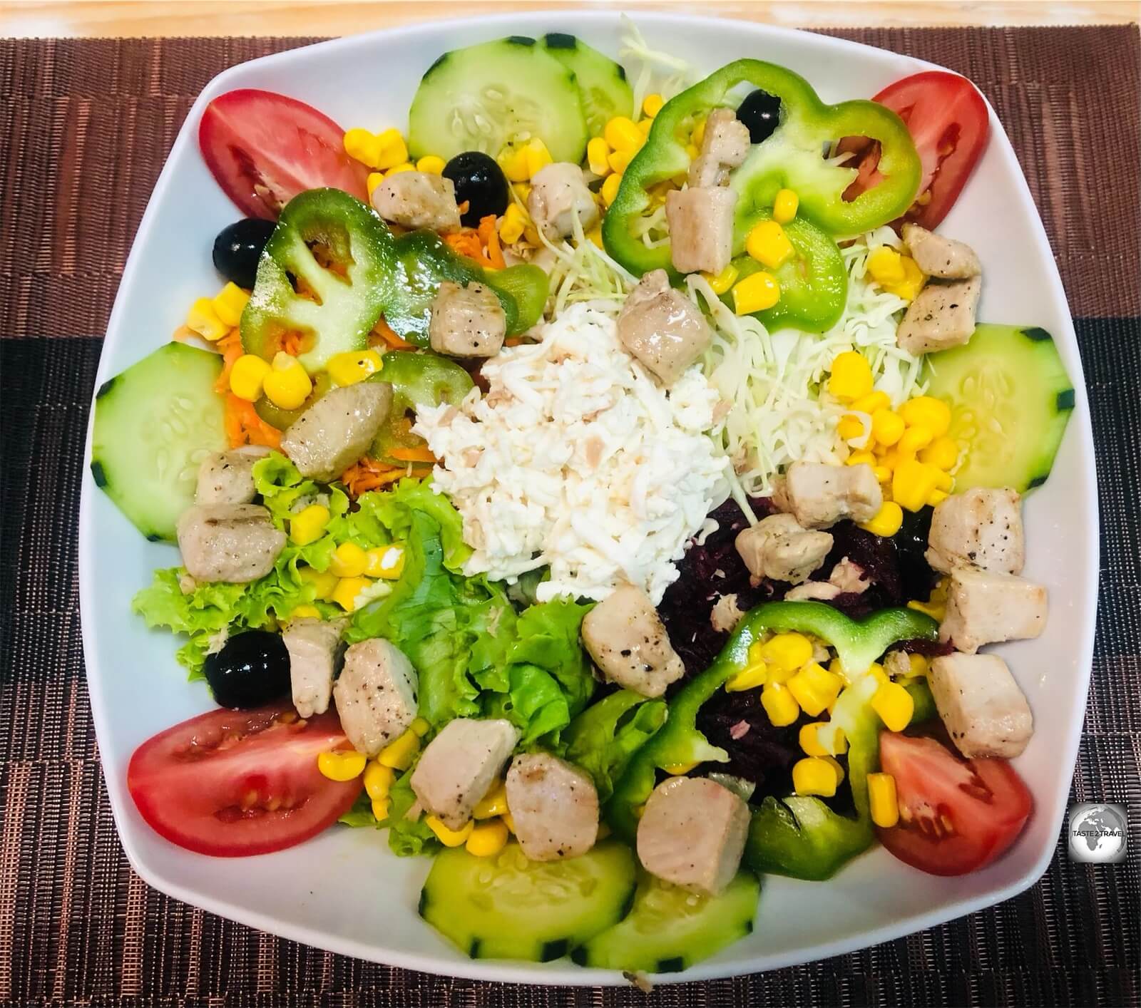 This salad tasted as good as it looks! Freshly grilled tuna salad served at Ca' Baby restaurant in Sal-Rei.