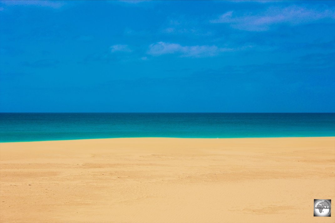 A photo or a painting? The very real Santa Monica beach on Boa Vista!