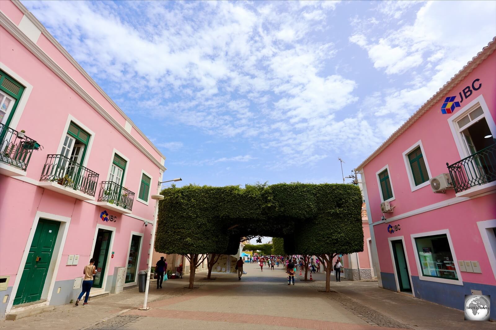 <i>Avenida 5 de Julho</i> is the main pedestrian street in downtown Praia. 