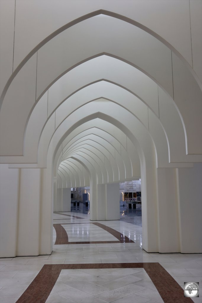 The interior of the very quiet museum, beneath Martyr’s Monument.