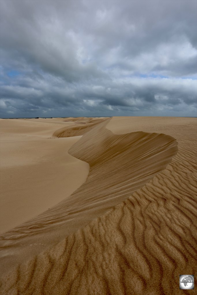 Incredible sand designs at the Hayf and Zahek sand dunes.