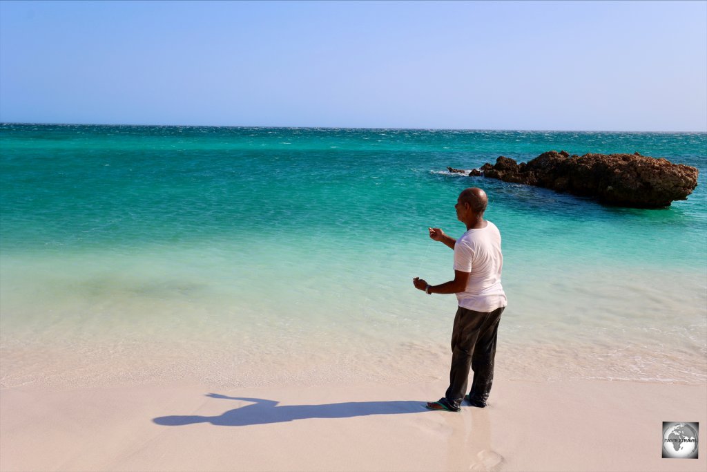 Hala beach - a perfect fishing and swimming beach and once again - almost empty!