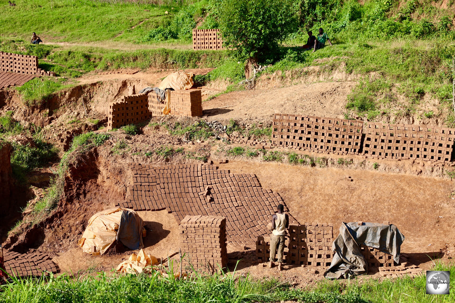 The brickmakers had set up their brickworks directly at the source of the only raw material the needed - lots of fine red clay.