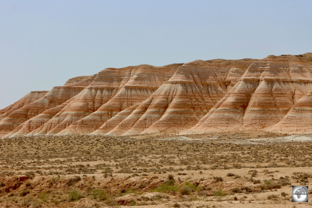 Views of very colourful Yangykala Canyon.