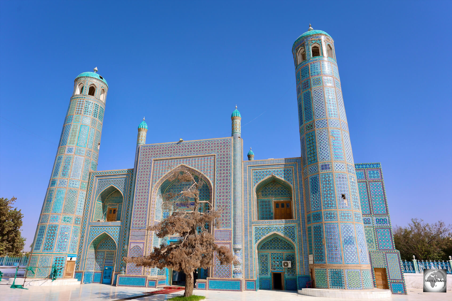 A view of the western gate at the Blue Mosque. 