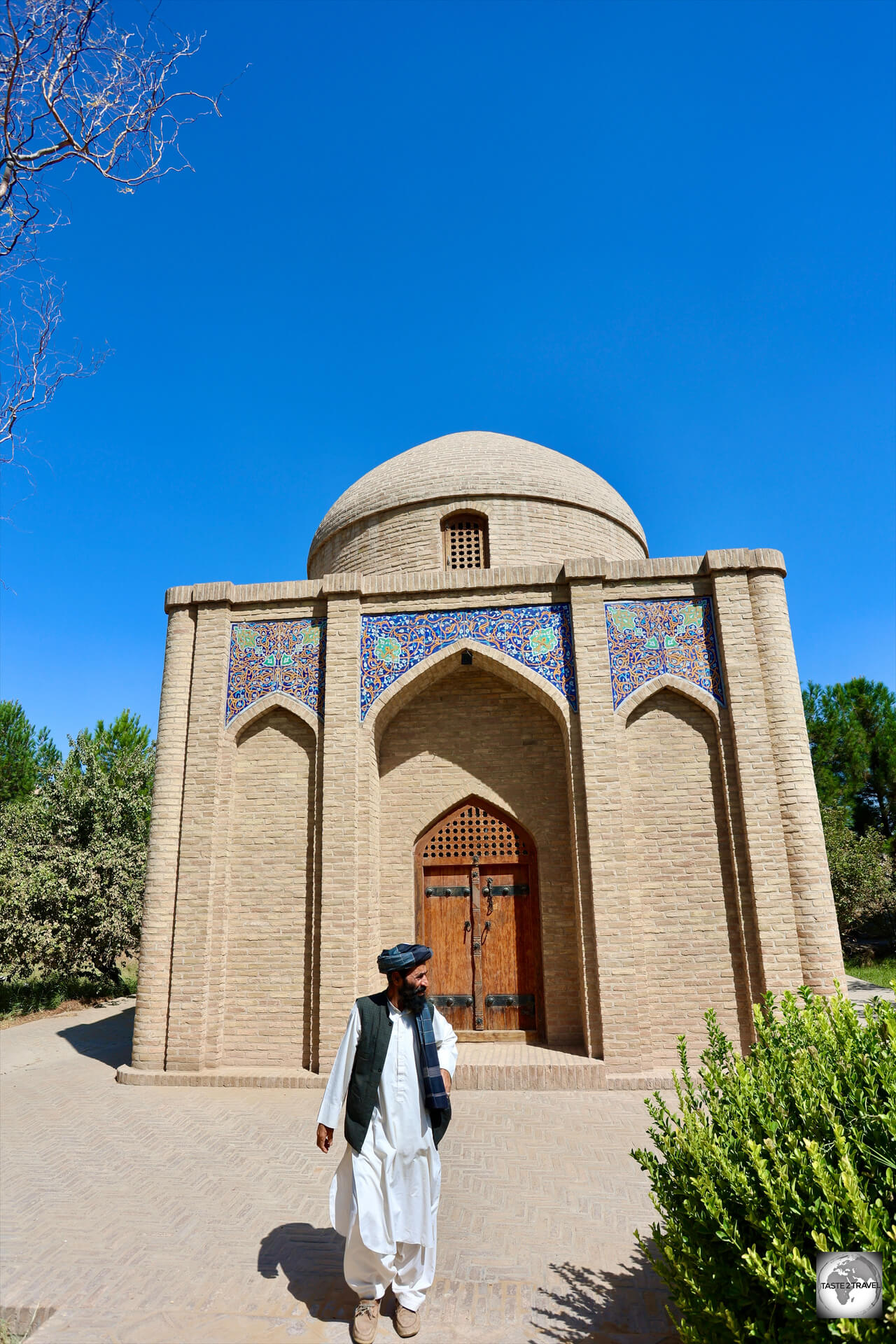 The rebuilt <i>Mausoleum of Ali-Shir Nava'i</i> in Herat.