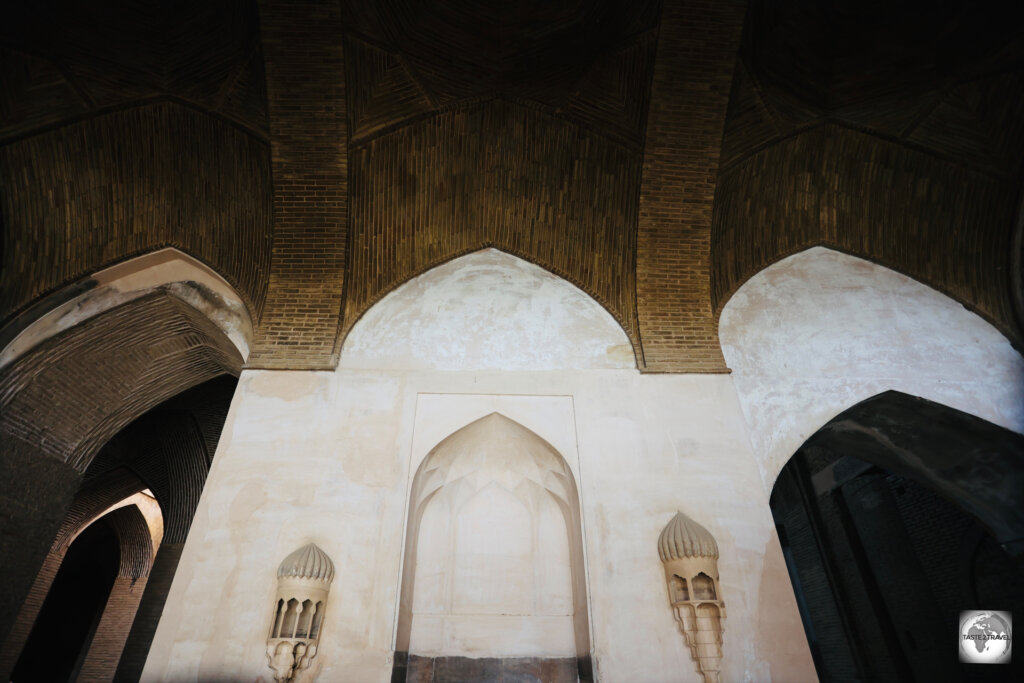 Detail of the Mihrab inside the hypostyle hall at the Jameh Mosque.