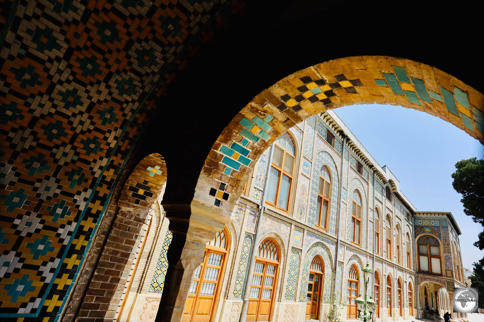 Golestan Palace consists of gardens, royal buildings, and collections of Iranian crafts and European presents from the 18th and 19th centuries.