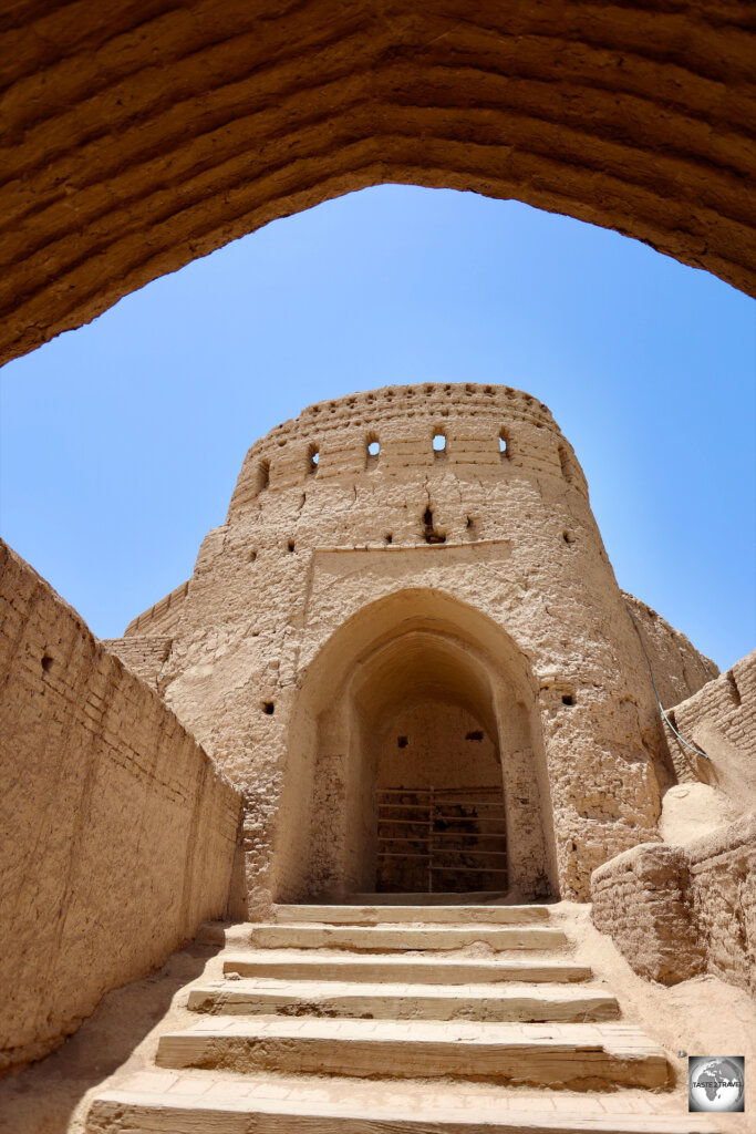 The entrance to the ancient Narin Castle, one of Meybod's most famous landmarks.