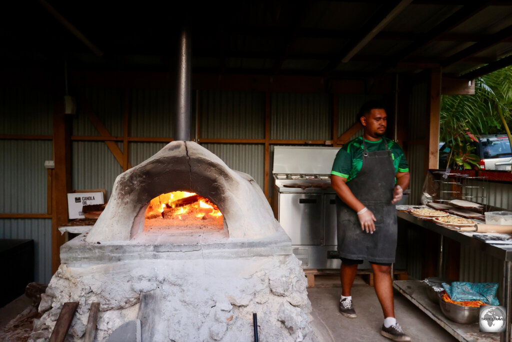 The Hio Cafe & Bar serve amazing wood-fired pizzas, with the Hawaiian pizza being a popular choice.