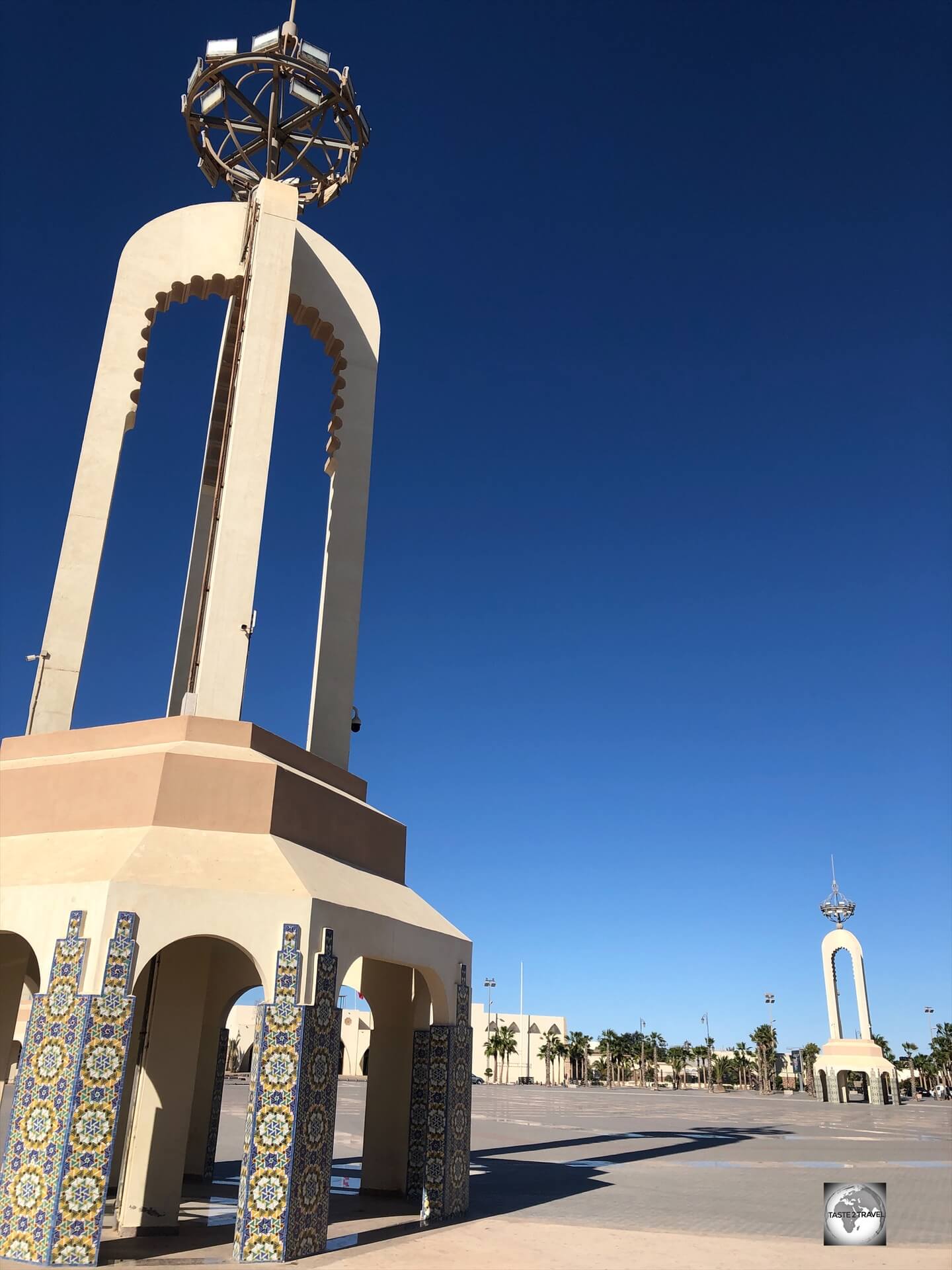 One of many town squares in Laayoune. 