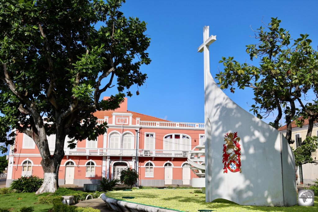 Portuguese colonial-era architecture in downtown São Tomé.