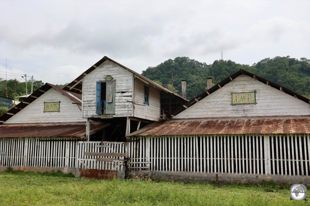 Roça Monte Café (Coffee Mountain Plantation) is a coffee plantation located in the lofty interior of São Tomé island.