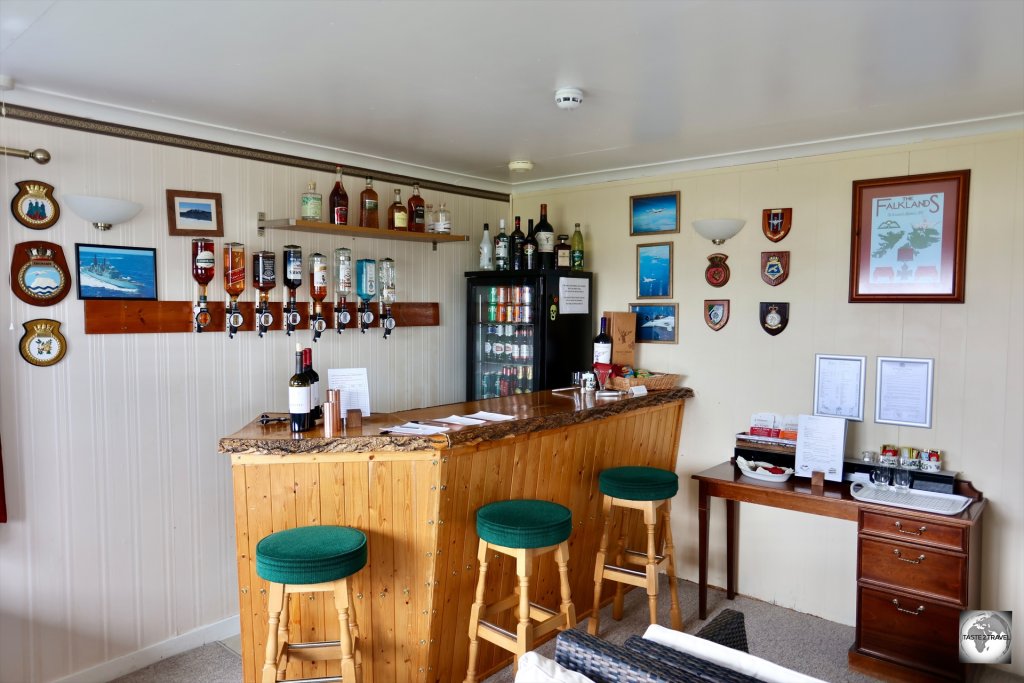 Darwin House Lodge offers the only bar in this part of the Falklands.