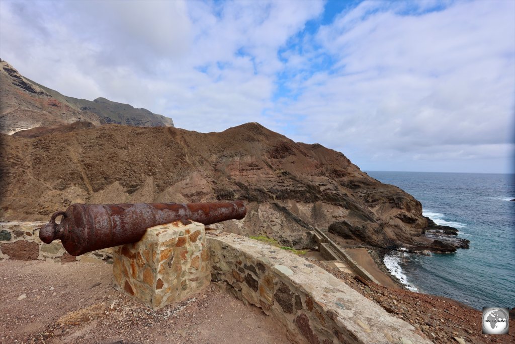 Beach Hill Battery was built in the late 1700s atop the promontory that divideds the beaches at Sandy Bay.