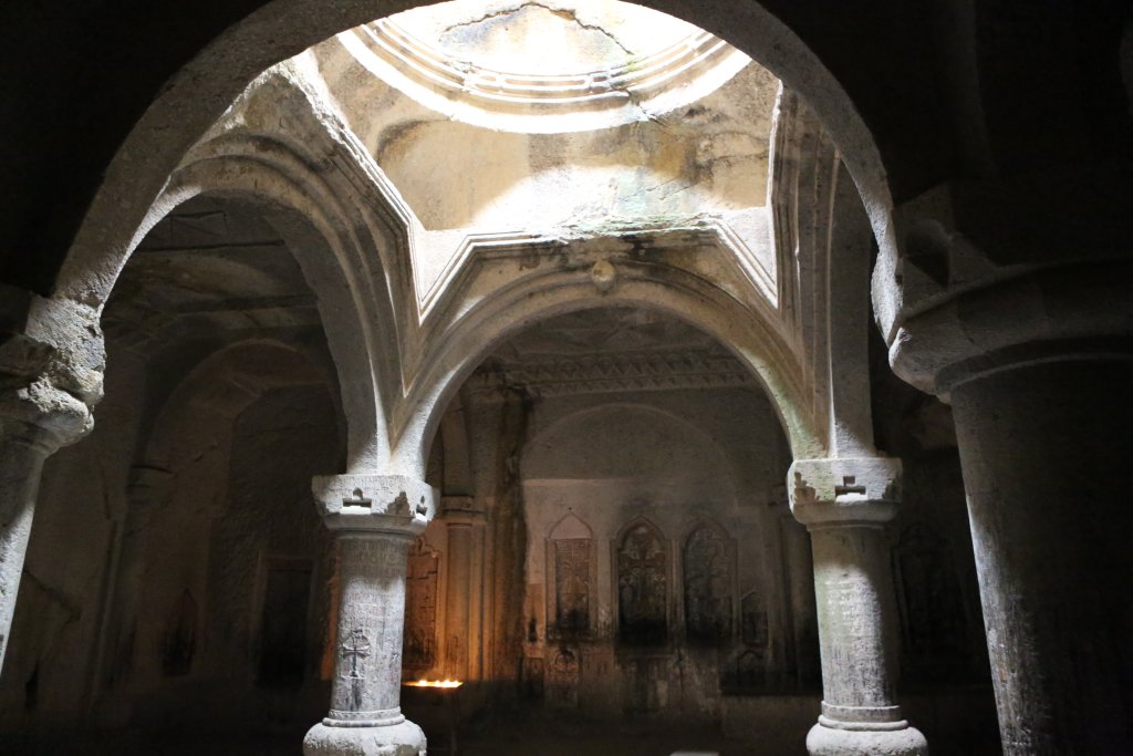 The rock-hewn "Upper Zhamatun" (1288), tomb of Papak Proshyan and his wife Ruzukana.