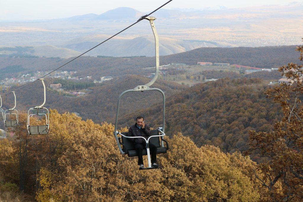 The Tsaghkadzor cable car is a ropeway that provides access to Sevanavank Monastery, Lake Sevan, and the resort town of Tsaghkadzor.