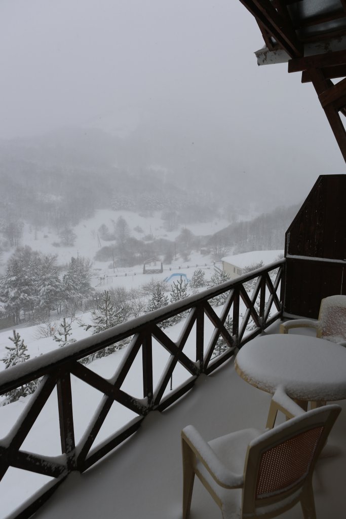 Plenty of snow at "Arthurs Aghveran Resort" in Armenia.