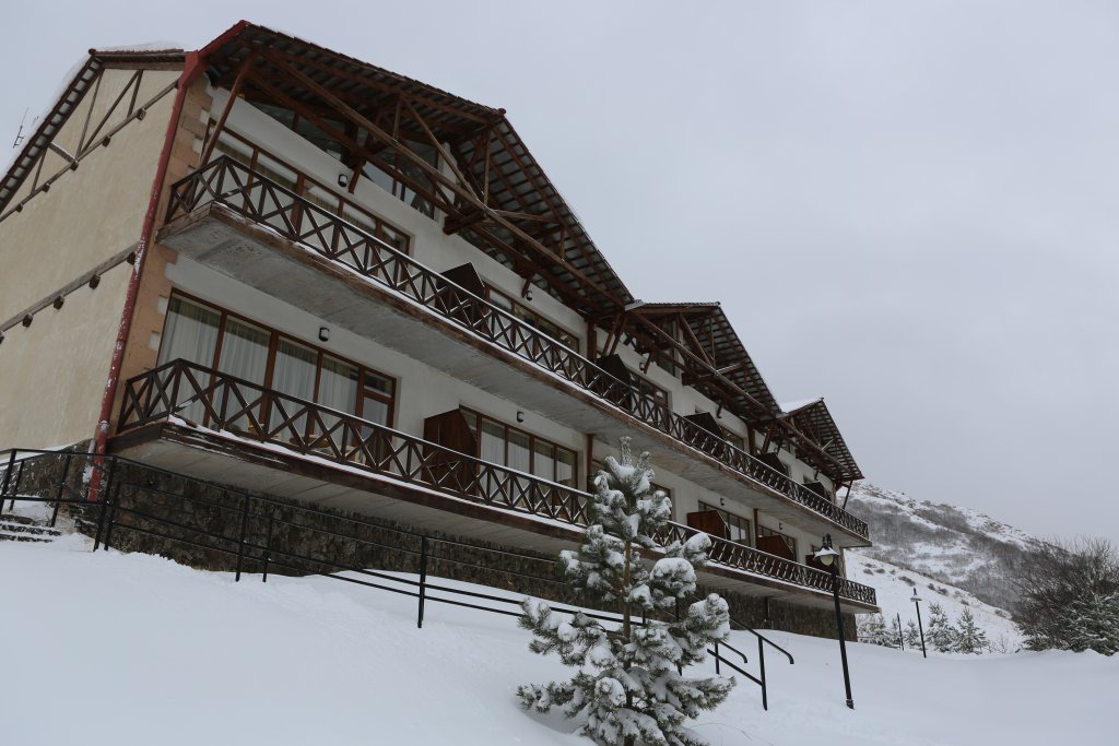 A winter holiday at "Arthurs Aghveran Resort", which is located in the Tsaghkunyats Mountains, 50 km from Yerevan.