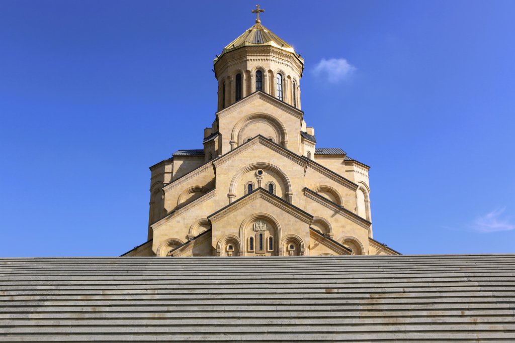 The Holy Trinity Cathedral in Tbilisi is a combination of traditional Georgian and Byzantine architectural styles.