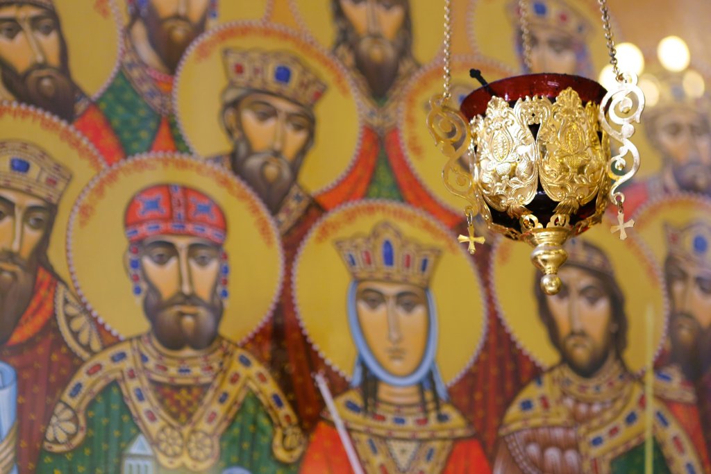 A view of the interior of the Holy Trinity Cathedral in Tbilisi.