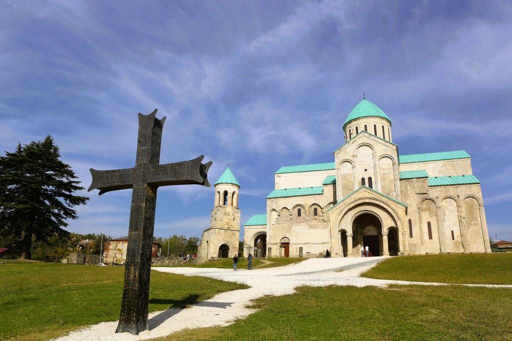 Considered a masterpiece of medieval Georgian architecture, Kutaisi Cathedral, or more commonly - Bagrati Cathedral - is an 11th-century (CE) cathedral in the city of Kutaisi.