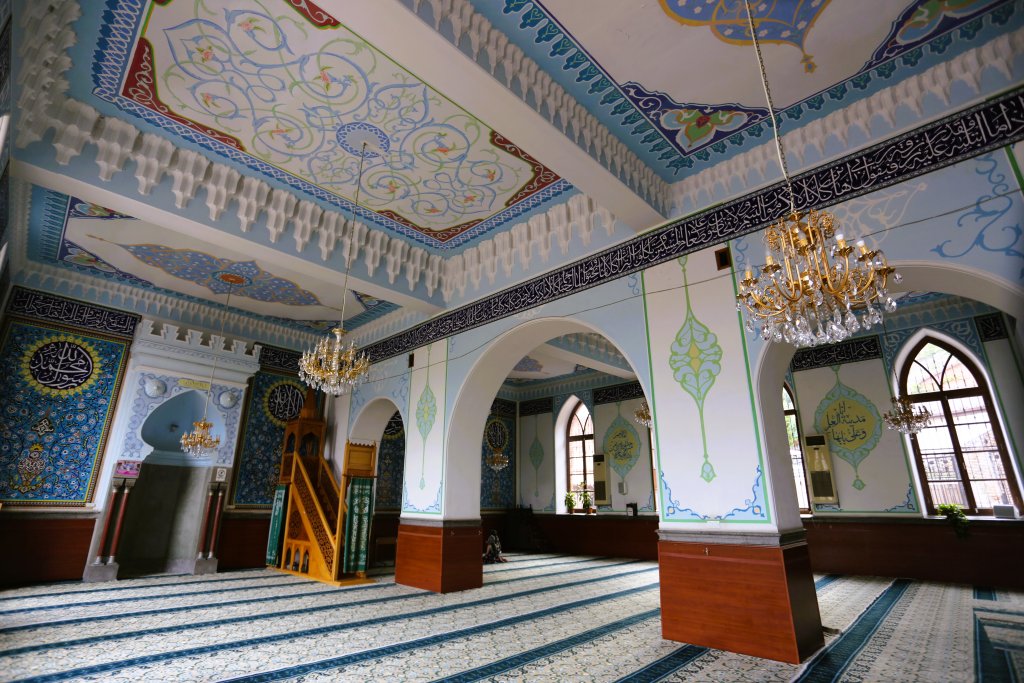 The Jumah Mosque in Tbilisi old town is home to both Sunni and Shia Muslims.